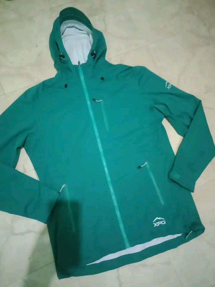 Cabelas XPG Technical waterproof shell rain jacket. (Category: Hiking & Camping) located in Dasmarinas. Submitted by francoprancisco (Listing ID 1464672399, Image 1). Description: Cabelas XPG Technical waterproof shell rain jacket. 4most dry-plus tech. 21x27 dimes.med on tag.unisex lightweight full seam sealed. laminated. stretchable. excellent no issue. walang bakbak .fully intact seam tape. 950 plus sfee. cavite loc..