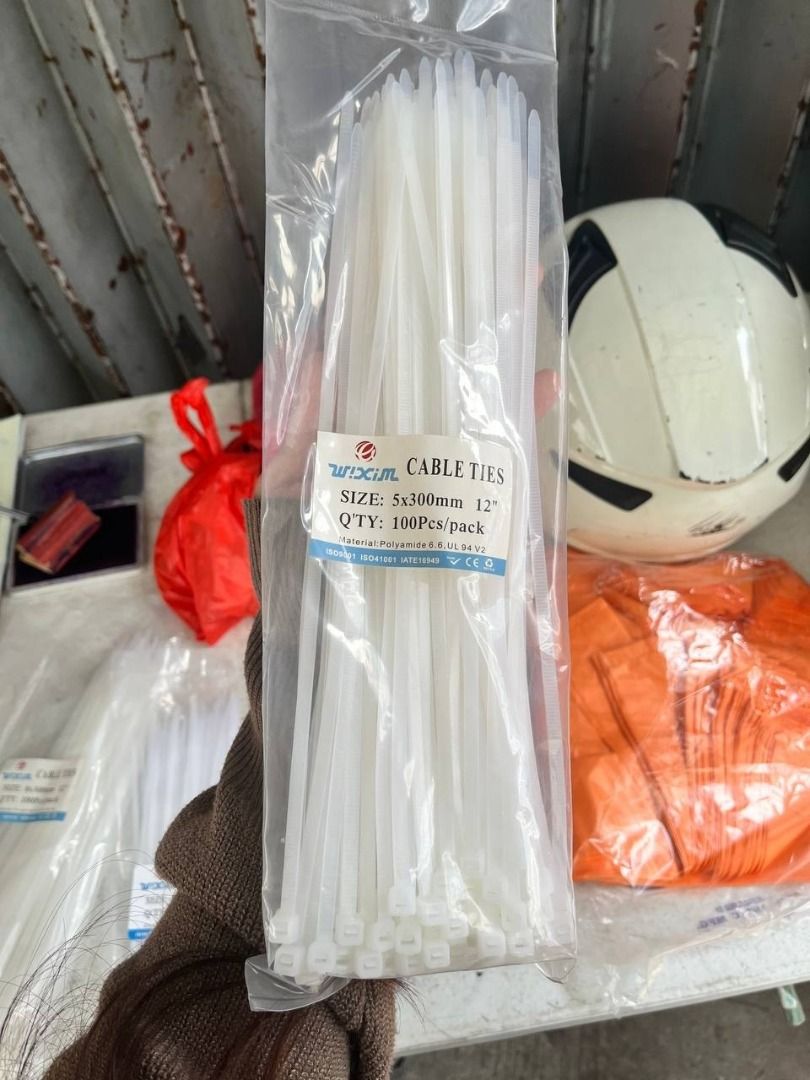 CABLE TIE Specs:4x150mm, white (Category: Everything Else Others) located in Manila. Submitted by joeyroque09 (Listing ID 1464597819, Image 1). Description: CABLE TIE Specs:4x150mm, white.