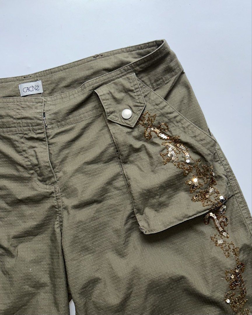 cache y2k beaded capri pants (Category: Other Bottoms) located in Lipa City. Submitted by mayumi.vtg (Listing ID 1464631920, Image 3). Description: ❀ waist: 32-33in | length: 31.5in ❀ 100% cotton, complete beadings & sequins, foldable hem.