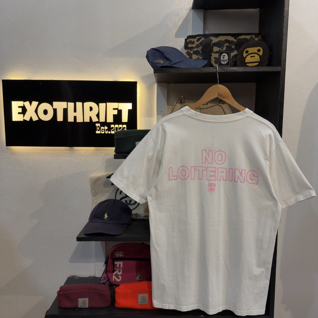 Cactus Jack No Loitering White Shirt (Category: Tshirts & Polo Shirts ) located in Manila. Submitted by jerichomal82553 (Listing ID 1464745834, Image 1). Description: Cactus Jack No Loitering White Shirt 21 by 29 Good Condition Complete Tags Need Wash .