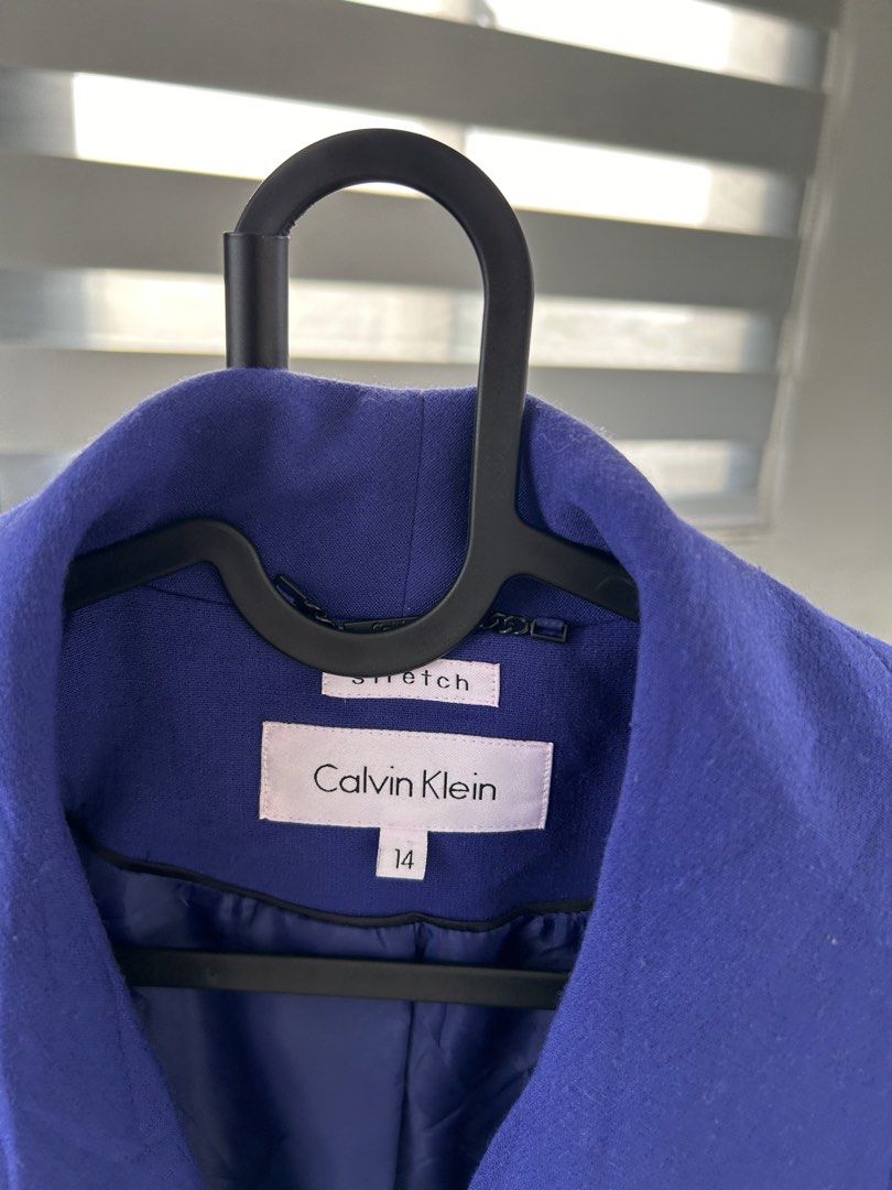 Calvin Klein Blue Stretch Blazer (M) (Category: Coats, Jackets and Outerwear) located in Dasmarinas. Submitted by sfclosetcleanup (Listing ID 1464652498, Image 2). Description: .