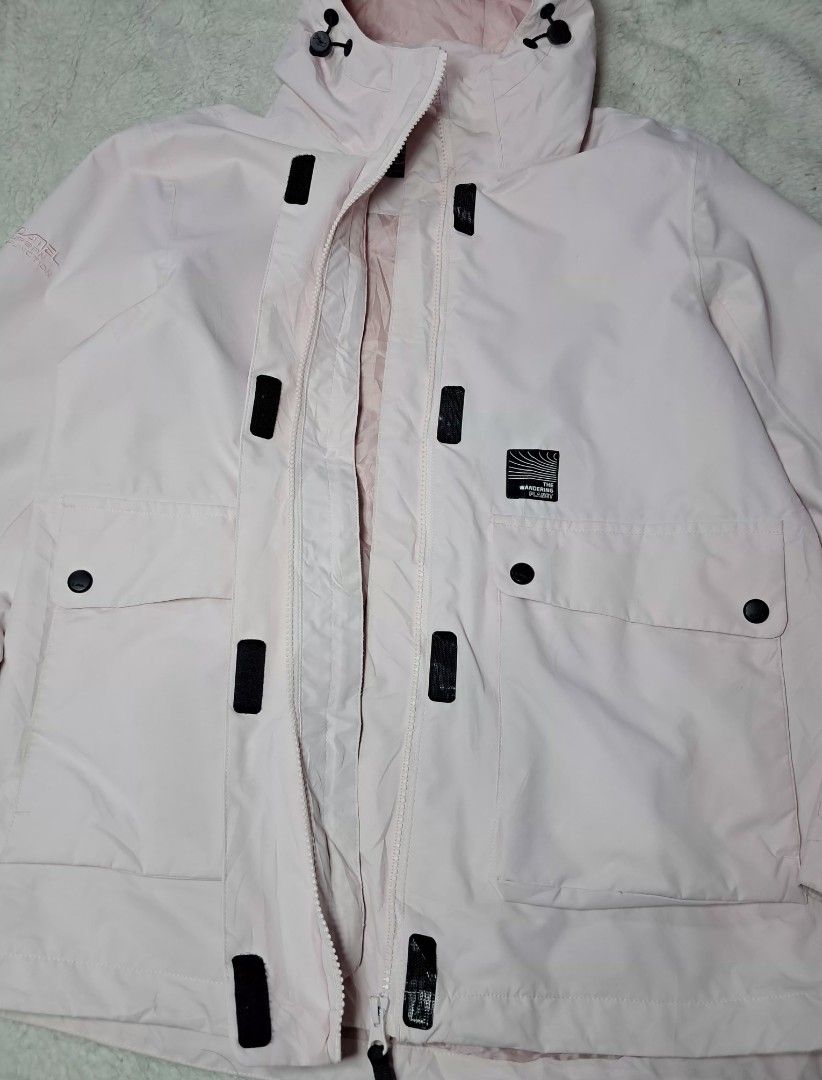 Camel outdoor jacket pink medium to large (Category: Coats, Jackets and Outerwear) located in Baguio. Submitted by mishmashfritz (Listing ID 1464583775, Image 3). Description: Thrifted, large on tag, fit sa medium to large, excellent used condition, mahirap isara yung zipper, water proof material, multiple pockets, adjustable hem and hood.