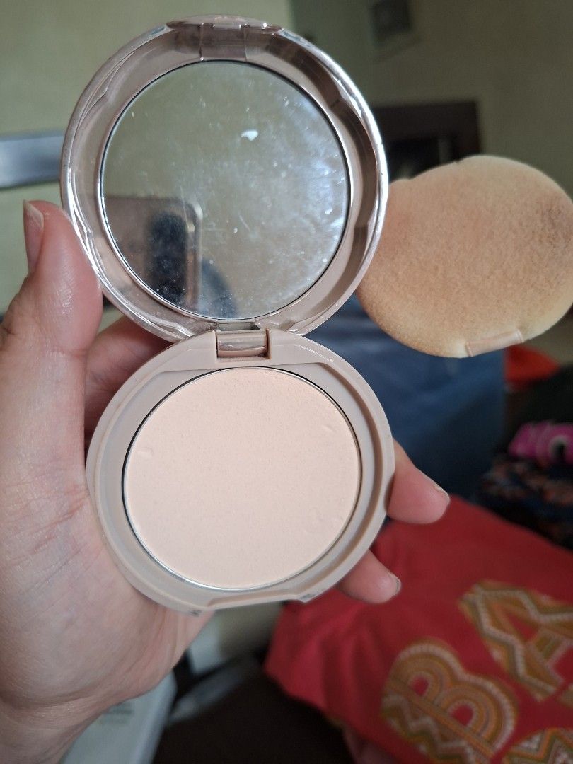 Canmake Marshmallow Finish Powder (Category: Makeup) located in Muntinlupa City. Submitted by madtan (Listing ID 1464588423, Image 3). Description: negotiable shade light finishing powder fragrance free from Canmake.