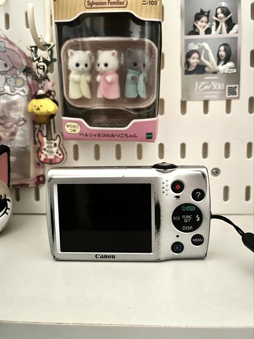 canon powershot a2500 w/ 256gb card (Category: Cameras) located in Rizal. Submitted by le.pln (Listing ID 1464624636, Image 2). Description: canon powershot a2500 3999 + sf — 16 mp — 5x zoom — working perfectly inclusions: — battery — 256gb sd card — battery charger — case — free charm! loc: rizal mop: gcash mod: j&t.