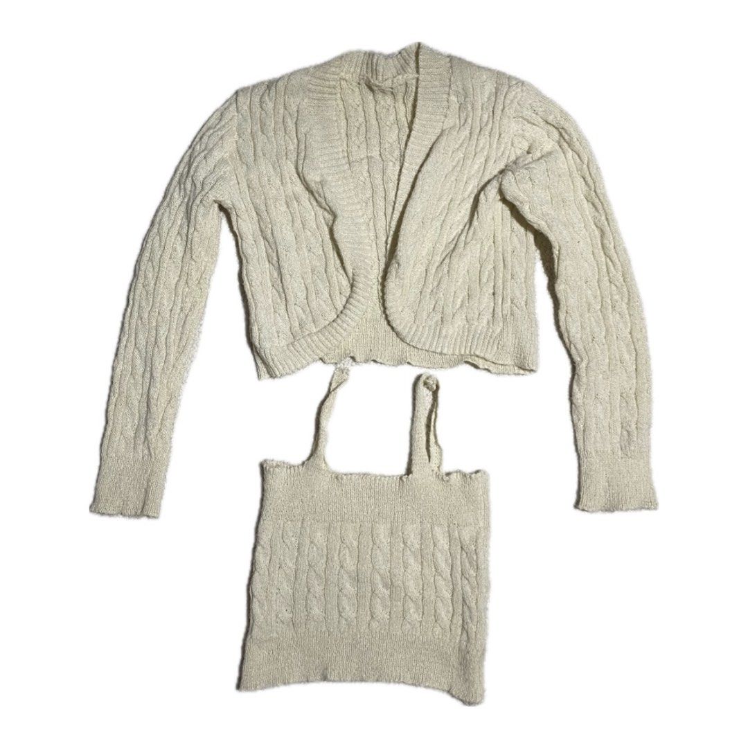 Cardigan with top (Category: Shirts) located in Manila. Submitted by riestyled (Listing ID 1464665356, Image 1). Description: .