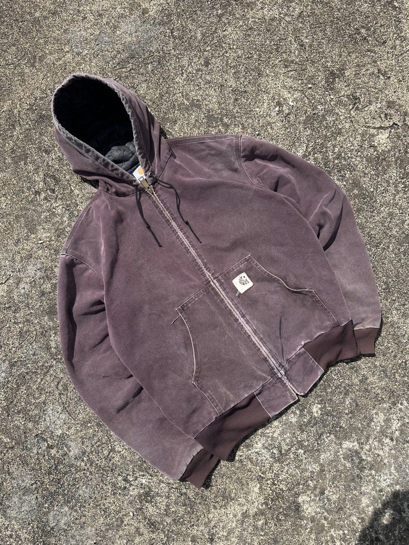 CARHARTT ACTIVE JACKET (Category: Coats, Jackets and Outerwear) located in La Trinidad. Submitted by trift.nest (Listing ID 1464588887, Image 1). Description: baguio city can do shipping .