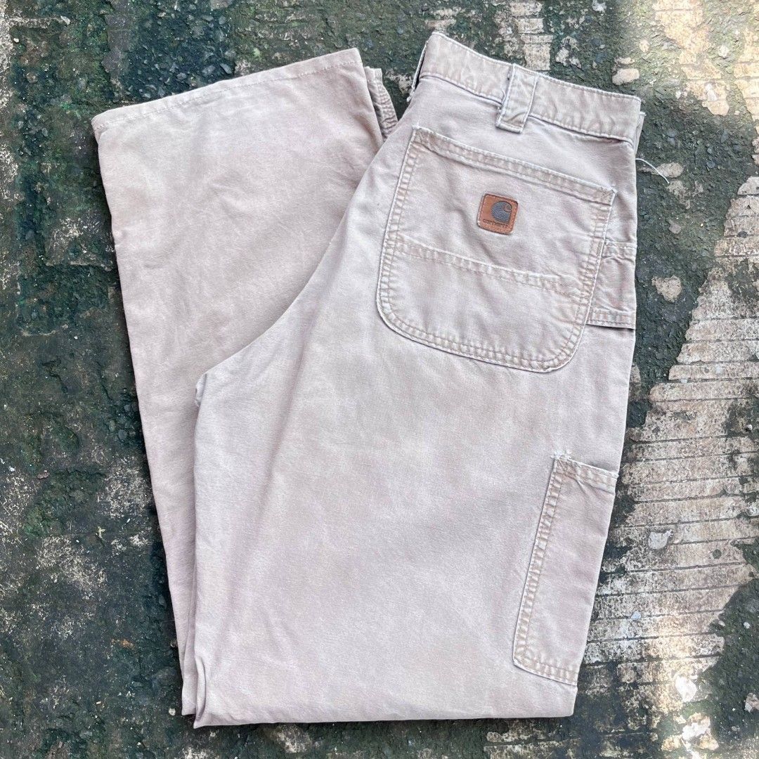Carhartt B151 DKH Pants (Category: Jeans) located in Antipolo. Submitted by 00izzo (Listing ID 1464580204, Image 1). Description: Dimes based on tape measure 32” waist 13” thigh 43” length 9” hem Photos may vary due to lighting📌 Sign of usage Minimal hem distress Repaired/Not repair Holes.