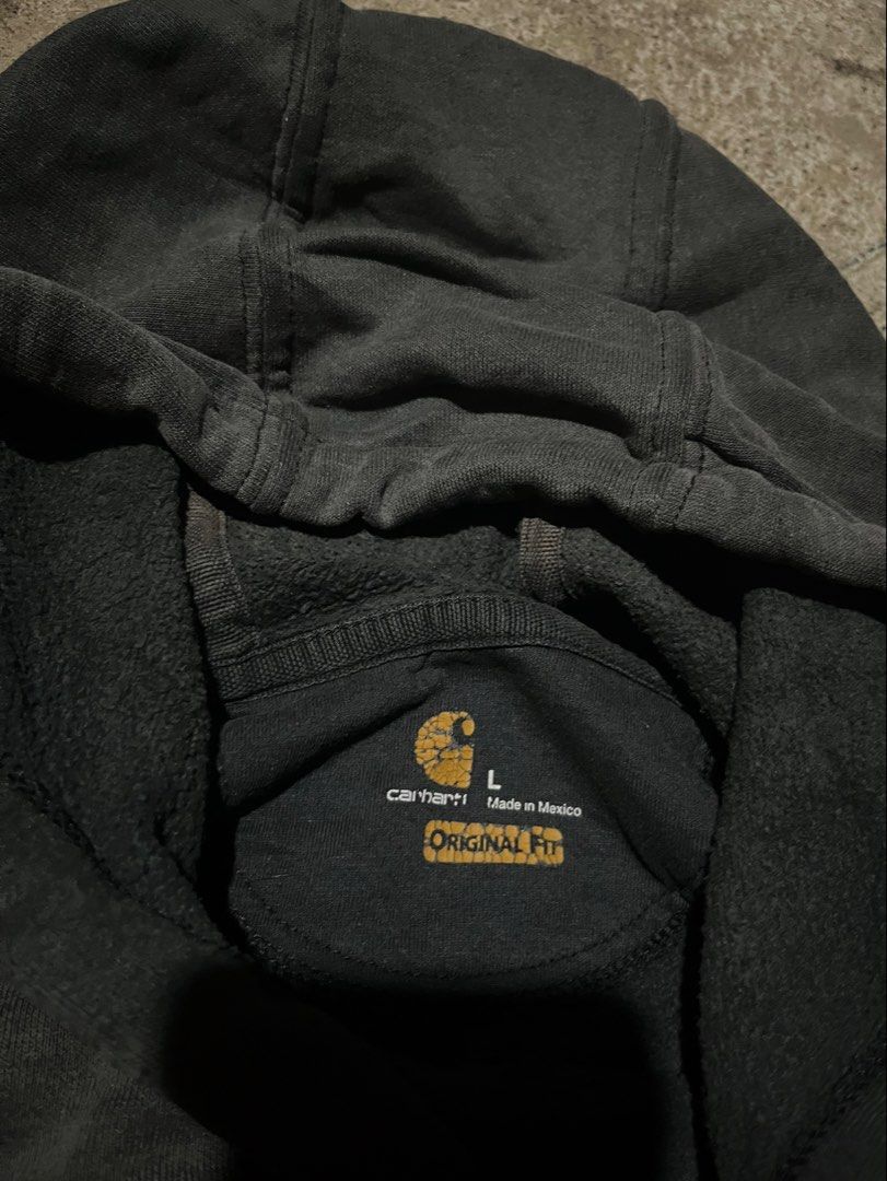 CARHARTT original fit (Category: Coats, Jackets and Outerwear) located in Santa Cruz. Submitted by youngearth.c72f95 (Listing ID 1464708940, Image 3). Description: Good condition Good fade Color rate-8/10 Dimes-23x27.