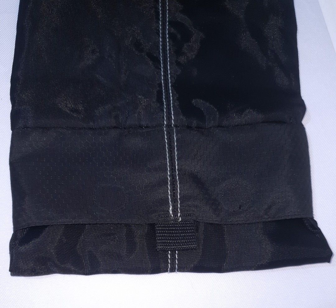 Case Logic Car Travel Trash Bag (Category: Travel Essentials & Accessories) located in Baguio. Submitted by missyjhen81 (Listing ID 1464671622, Image 3). Description: 📝📷Products and Photos and Information • Onhand • Actual photos • Clean items • Accurate sizes • Fast replies • Careful packing • Honest descriptions *Product color image may slightly differ due to lighting. 💳Payment Methods • GCASH • Maya • BPI Bank Transfer NOTE: • Make an offer