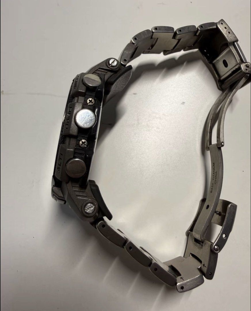 Casio pro trek PRG-200T （分類：手錶）位於 Hong Kong。 由 secondfind.0688 提交（商品編號 1464697979，圖片 6）。簡介： 關注且購買過本店產品 自動成為VIP客户 可享受永久包郵同打折服務 代友出！代友出！ 所有產品90%都係二手產品 所需影既位置已影 如覺得假，可以唔買 先查詢貨品出售與否狀態，所有貨品會以出Offer為準，接受offer後，會先hold貨品，及後等5-6日內會寄出。預期貨期只屬參考。 有以下兩種交易方面： 1. SF 寄件 2. 面交 注意⚠️注意⚠️ 不論選擇那一種交易方法，均需要先收取$100-$300作為按金，視乎物品價格而定 注意⚠️注意⚠️ 如選擇SF寄件，一律SF智能櫃只需補$7，唔係智能櫃補$16。而尾數我會負責 注意⚠️注意⚠️ 退款只限貨品破爛/真假問題 。