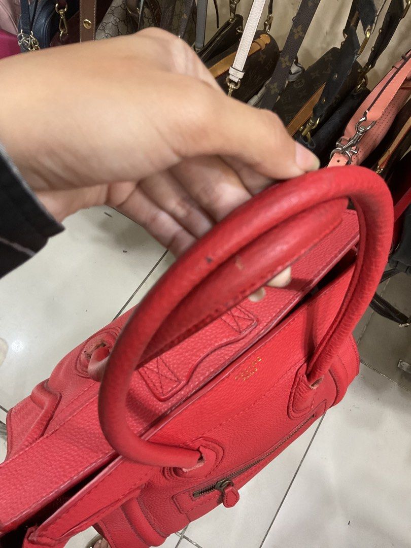 celine (Category: Tote Bags) located in Bacolod City. Submitted by asianbellahadidd (Listing ID 1464601541, Image 3). Description: .