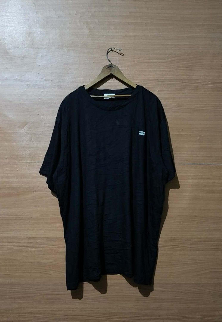 Celine Shirt (Category: Tshirts & Polo Shirts ) located in Tubigon. Submitted by negosyanthrift (Listing ID 1464613674, Image 1). Description: 🏷️99+sf size:large-xl 25x28 issue washable stain as new condition.