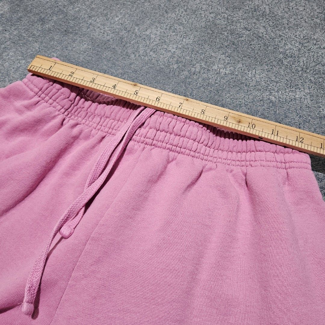 Champion pink sweatpants (Category: Other Bottoms) located in Baguio. Submitted by fadexquisite (Listing ID 1464695200, Image 3). Description: Champion pink sweatpants Size med wmns Waist 25-28inch Length 39inch Rise 13inch Inseam 28inch Leg opening 5inch Excellent condition 500 plus ship fee.