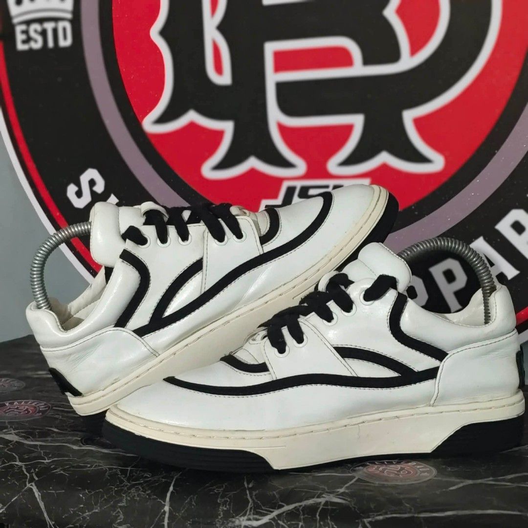 CHANEL SNEAKERS LOW (Category: Sneakers) located in Quezon City. Submitted by kalyedadshoesandapparel (Listing ID 1464729259, Image 3). Description: .
