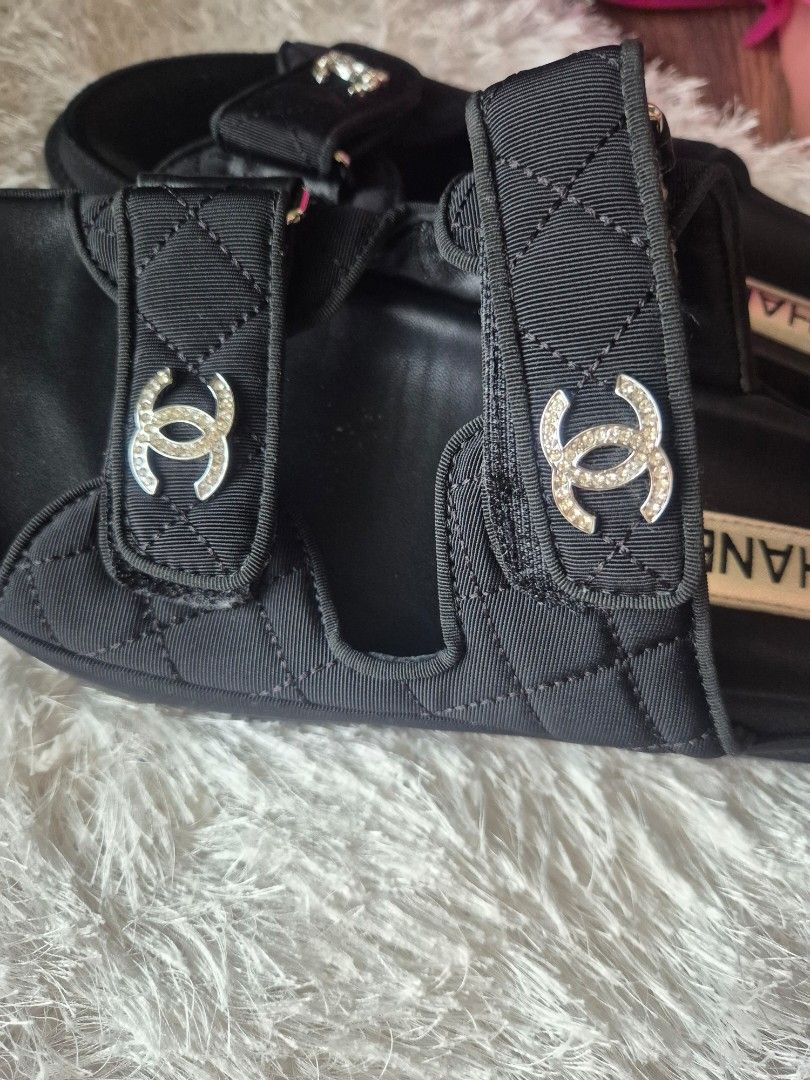 Chanel sandal (Category: Sneakers & Footwear) located in Lapu Lapu. Submitted by ej882019 (Listing ID 1464610796, Image 2). Description: excellent used condition color rate 10/10 27 cm.
