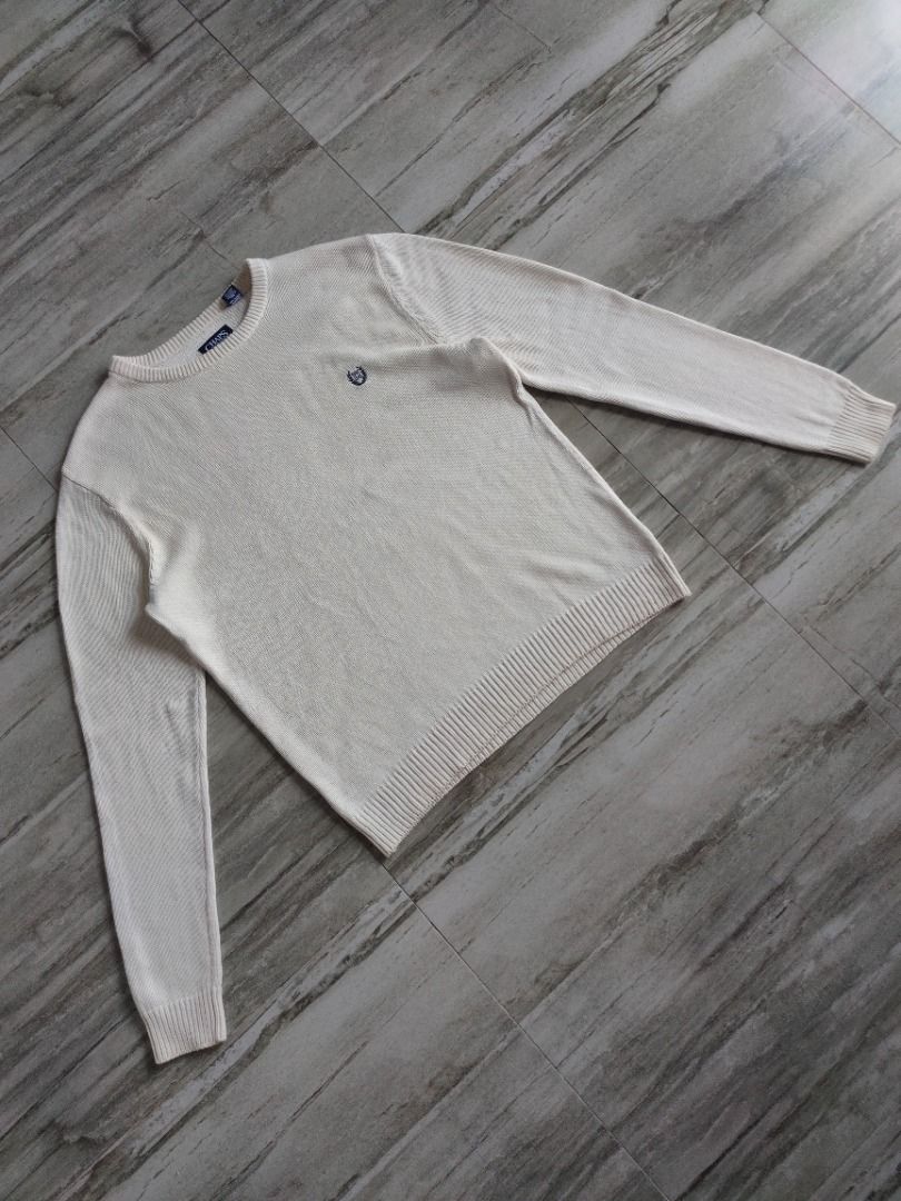 Chaps by Ralph Lauren Knitted Sweater - Medium (Category: Coats, Jackets and Outerwear) located in Dasmarinas. Submitted by acesteve (Listing ID 1464622361, Image 1). Description: Size in inches: 24 width 28 length No issues or alterations Loc: Dasma Cavite MOP: Gcash.