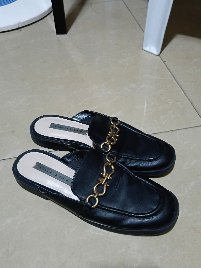 Charles & Keith Loafers (Category: Loafers) located in Davao. Submitted by cj_1104 (Listing ID 1464696482, Image 3). Description: .