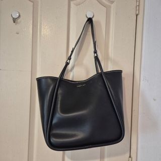 (Category: ) located in . Submitted by f.eb. (Listing ID 1464619550, Image 1). Description: .