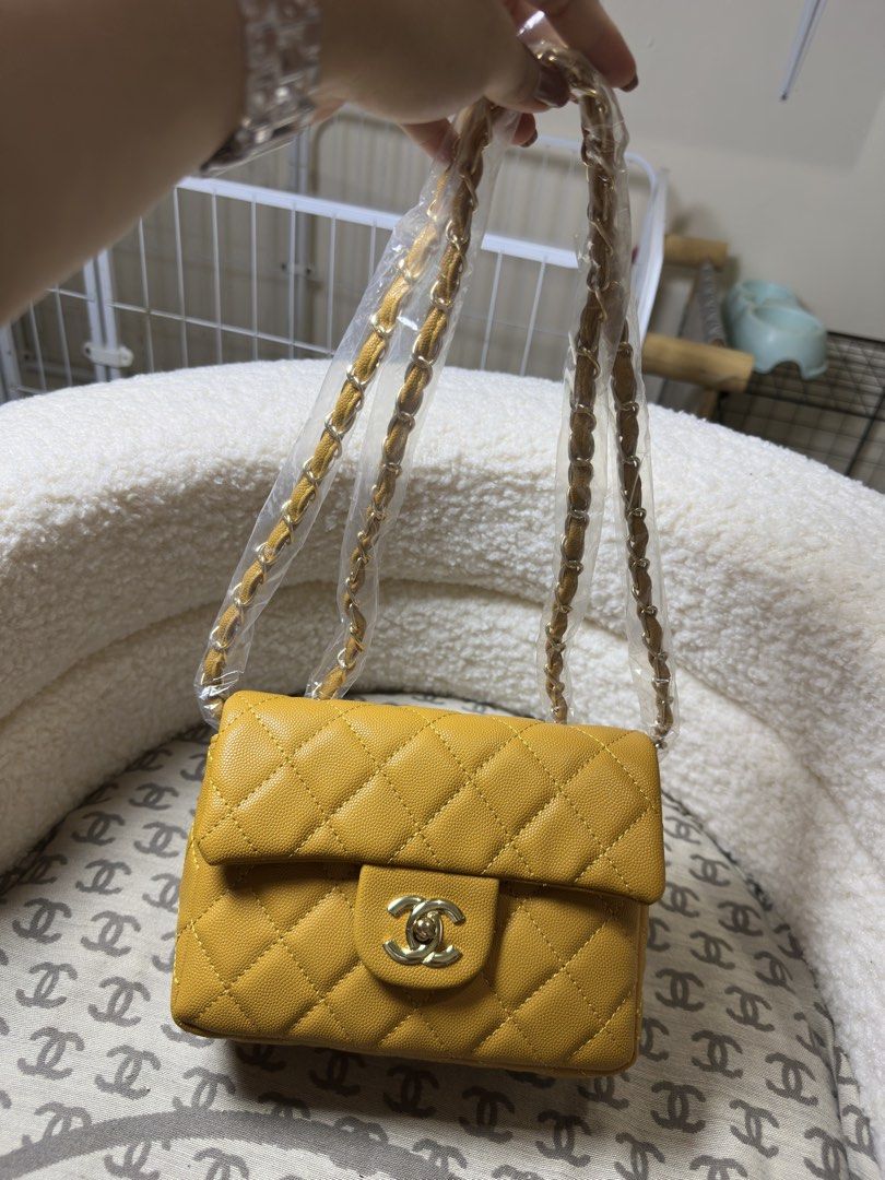 Ch@n3L 2way Bag (Category: Cross-body Bags) located in Binmaley. Submitted by amayscollections (Listing ID 1464614117, Image 2). Description: N€w Arr!v@L Cod3d Ch@n3L Flap 2way Bag in rare mustard color✨ Instock/Onhand✅ ₱6** nalang pay 1st add 70 C0D ✅💸 quality rate ses lumalaban prettiest in person no joke with dustbag&box na din❣️ Pm 🛒📩 Disclaimer: ‼️ This Page is not Associated or Affiliated with any of this following brands. For resell pur
