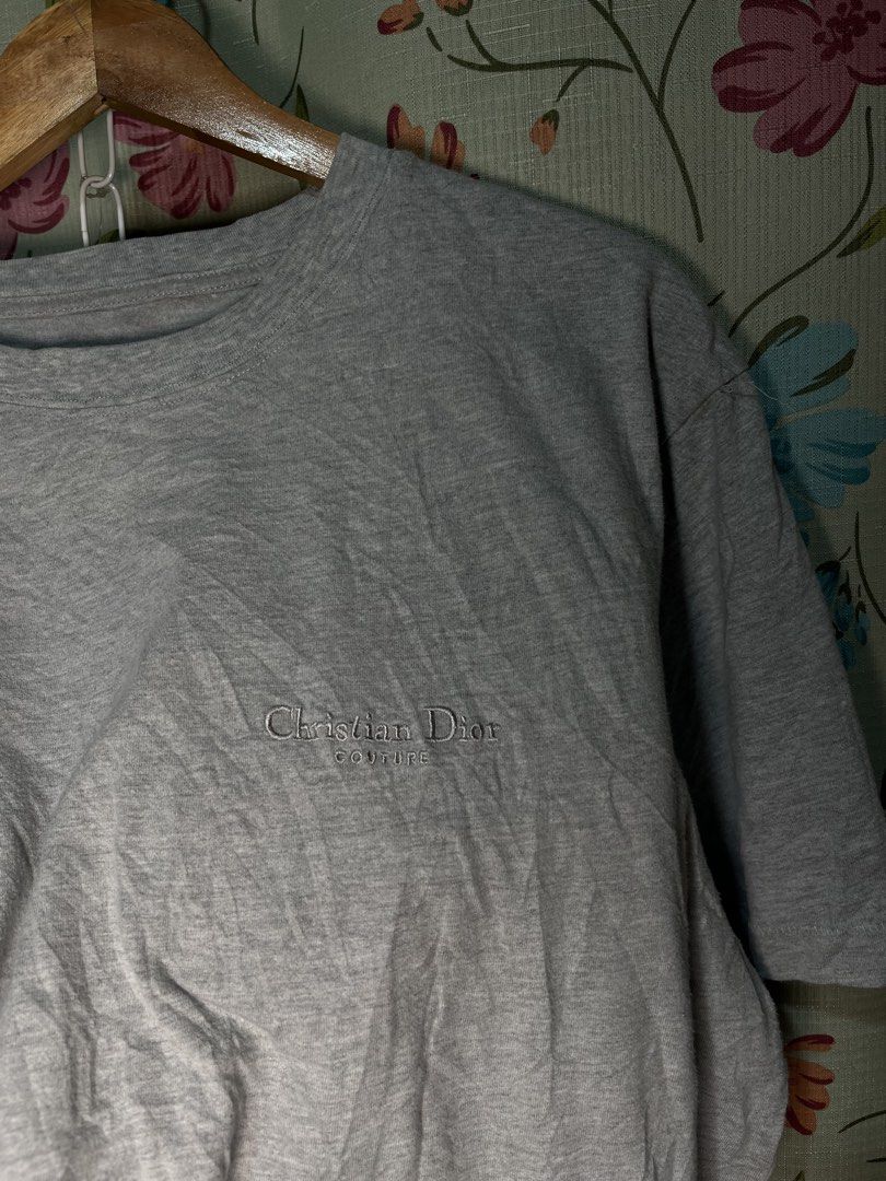 christian dior (Category: Tshirts & Polo Shirts ) located in Bago City. Submitted by mary-joy3 (Listing ID 1464733310, Image 2). Description: christian dior missing main tag the rest no issues excellent fit to xl.