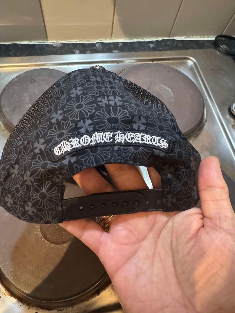 Chrome Hearts (Category: Caps & Hats) located in Bacolod City. Submitted by lalcansare59888 (Listing ID 1464740732, Image 2). Description: Can Ship Any where in philippines and Abroad.😇.