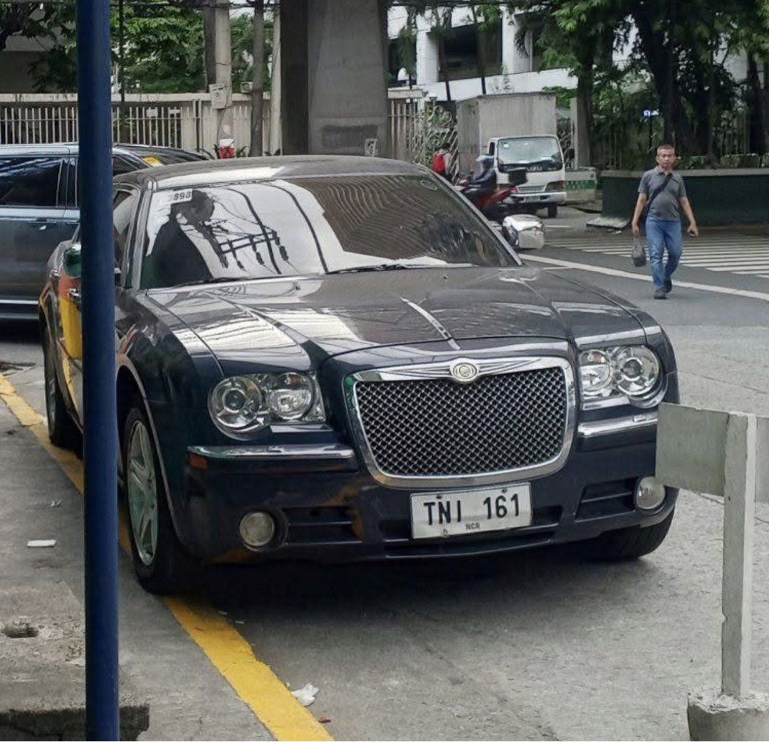 Chrysler 300C 3.5 (A) (Category: Used Cars) located in Manila. Submitted by SB323 (Listing ID 1464710472, Image 1). Description: Chrysler 2011 negotiable ..