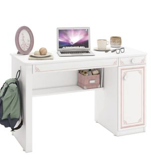 (Category: ) located in . Submitted by summerday76 (Listing ID 1464650529, Image 1). Description: .