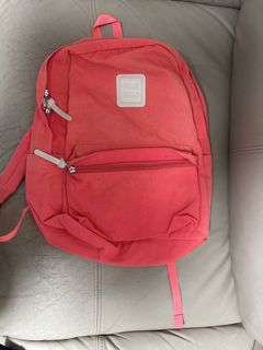 （分類：）位於 。 由 charmainee._. 提交（商品編號 1464727604，圖片 1）。簡介： 。