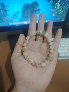 (Category: ) located in . Submitted by cherishedfinds (Listing ID 1464575818, Image 1). Description: .