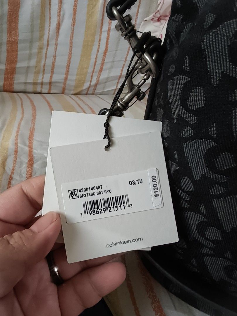 Ck Bucket Bag (Category: Luxury Bags & Wallets) located in Bacoor. Submitted by clonion (Listing ID 1464584307, Image 2). Description: Brand New and Onhand Pinas Ready to Ship nothing to discuss since its Brand new From US.