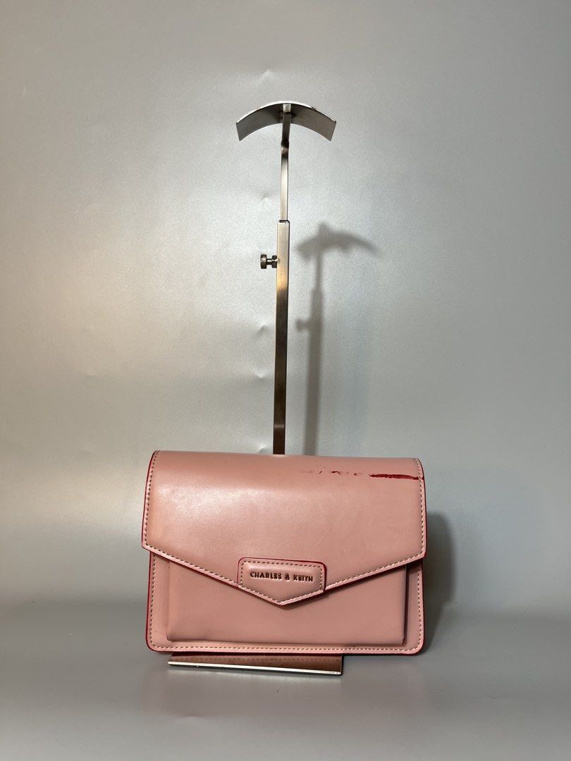 CK Sling bag (Category: Luxury Bags & Wallets) located in Imus. Submitted by myragbagss (Listing ID 1464603184, Image 1). Description: Fresh from ukay bale.