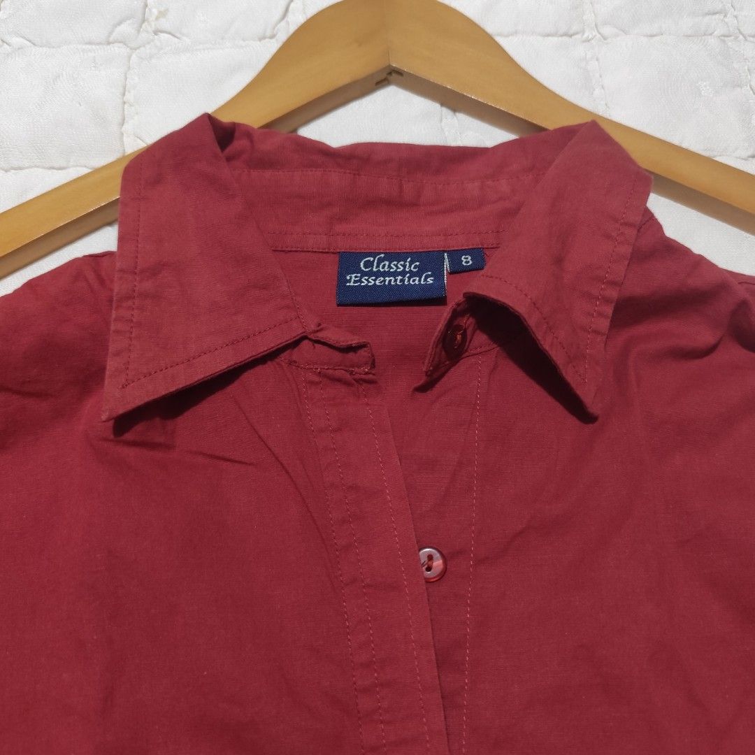 Classic Essentials Red Long Sleeve Button-Up Shirt (Category: Longsleeves) located in Bacolod City. Submitted by dearicawho.56 (Listing ID 1464709024, Image 3). Description: - Brand: Classic Essentials - Style: Long sleeve button-up with collared neckline and button cuffs - Fit: Tailored and fitted with front and back princess seams 🧾Mode of payment: 💙Gcash 💚GoTyme 🖤Maya 📍 Bacolod City. Negros Occidental .