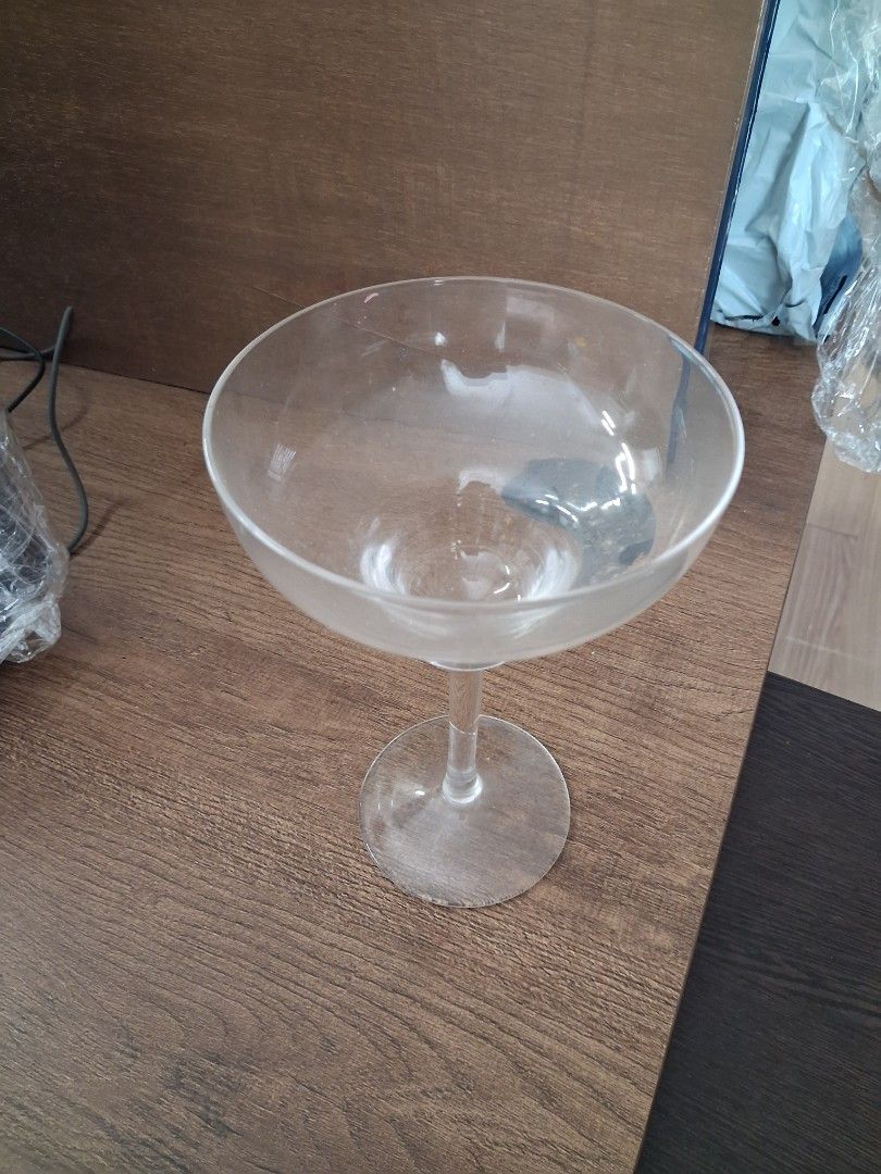 Clear Margarita Glass (Category: Dinnerware & Cutlery) located in Taguig. Submitted by ssvcn (Listing ID 1464606920, Image 2). Description: .