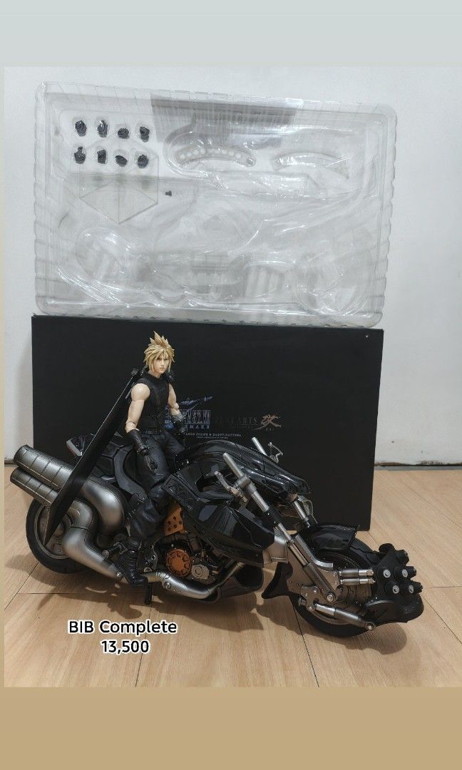 Cloud Strike Play arts Kai (Category: Figurines & Statues) located in Capas. Submitted by cads_toymenia (Listing ID 1464609753, Image 1). Description: .
