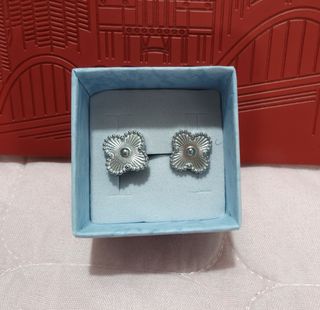 (Category: ) located in . Submitted by sherilynleo (Listing ID 1464711834, Image 1). Description: .
