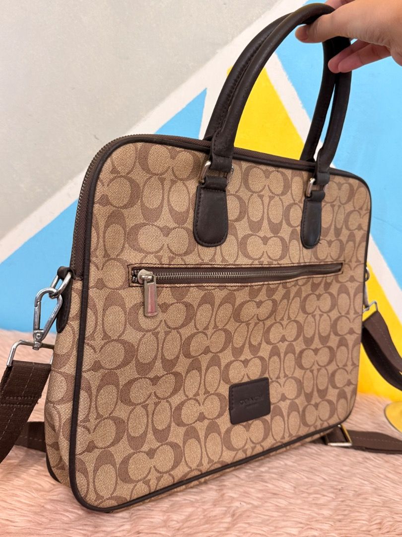 Coach (Category: Luxury Bags & Wallets) located in Cagayan de Oro. Submitted by rairaibags (Listing ID 1464707157, Image 3). Description: .