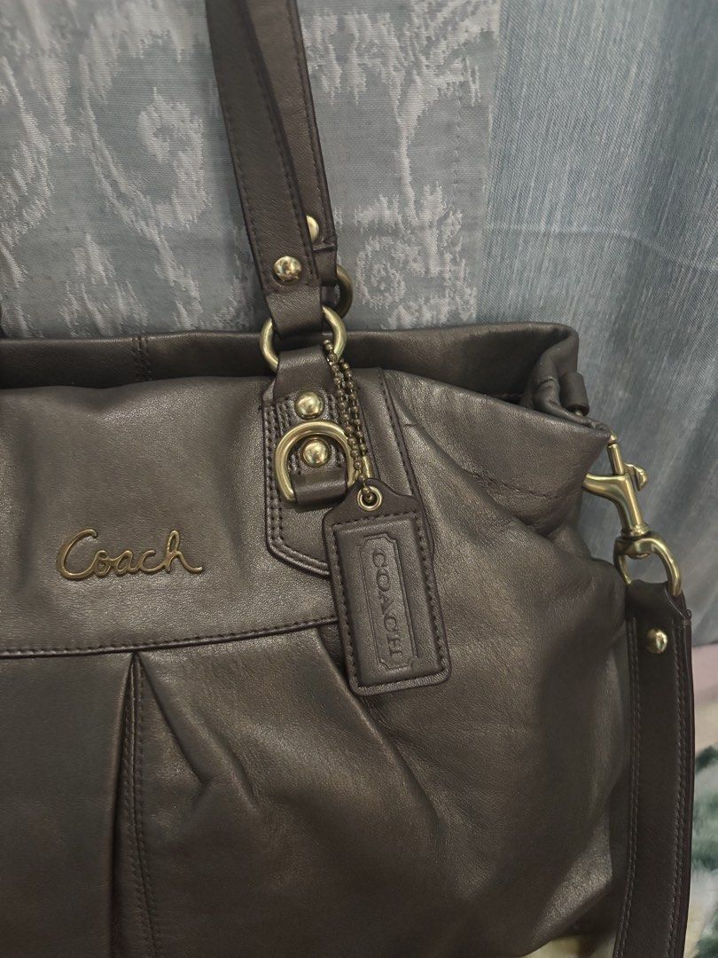Coach Ashley Bronze Tote Bag (Category: Luxury Bags & Wallets) located in Davao. Submitted by curatedfindx (Listing ID 1464603915, Image 2). Description: in excellent condition 🤎 NO STAINS, sa mirror lang yan.