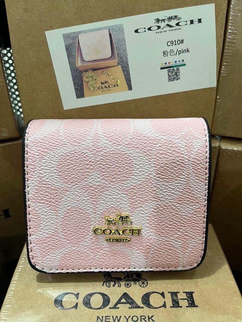 Coach Wallet / Sling (Category: Wallets & Card holders) located in Manila. Submitted by businesspform (Listing ID 1464605359, Image 2). Description: 🎀COACH WALLET WITH CHAIN SING 🎀 🏷️₱1850 only w box/ dustbag/ receipt.