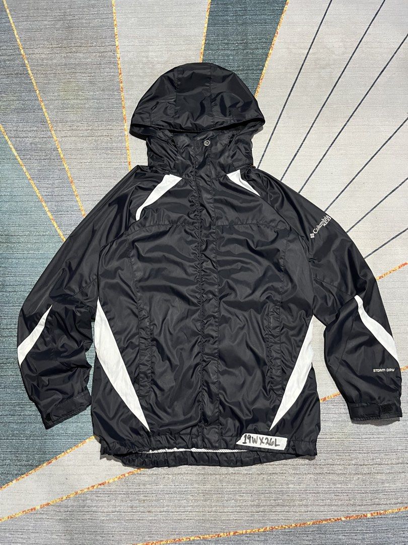 Columbia Storm Dry Black White Hooded Jacket (Category: Coats, Jackets and Outerwear) located in Puerto Princesa. Submitted by dijaydj28 (Listing ID 1464588944, Image 1). Description: - Columbia jacket in black with white accents - Hooded design for extra protection - 'Storm Dry' technology for outdoor activities - Elasticated hem and cuffs for a snug fit - Secure zipper and velcro closure - Columbia logo featured on sleeve and collar.