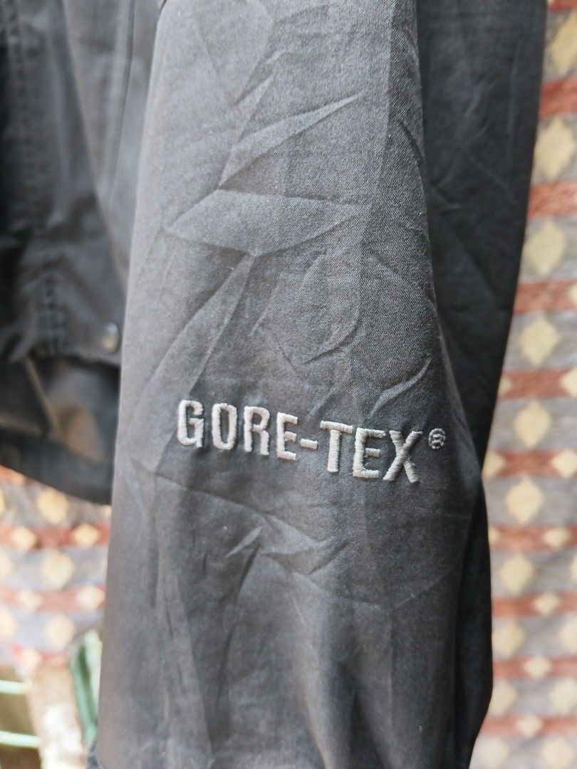 Columbia Titanium Gore-Tex Black Jacket (Category: Coats, Jackets and Outerwear) located in Manila. Submitted by luzfm.09 (Listing ID 1464707803, Image 2). Description: - Authentic Columbia Titanium jacket in sleek black - Premium Gore-Tex waterproof material to keep you dry - Size 90 tag on collar (fits small/medium) - Full zip front with adjustable hood and drawcords - Breathable mesh lining inside for comfort - Classic embroidered branding on 