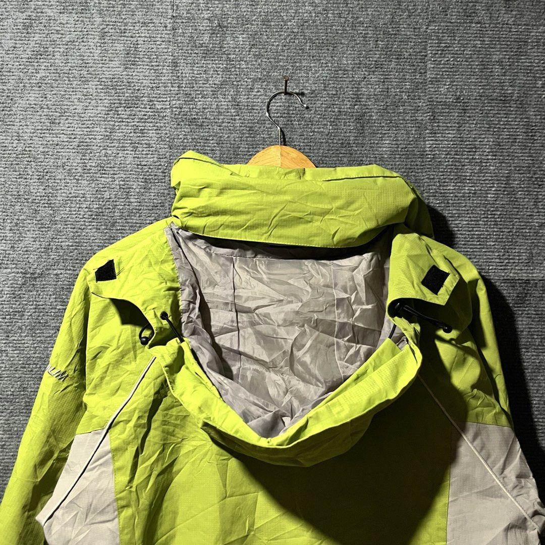 COLUMBIA TITANUIM OMNI TECH INTERCHANGEABLE WEATHER JACKET (Category: Coats, Jackets and Outerwear) located in Naga. Submitted by goodfinds_only.v1 (Listing ID 1464627550, Image 2). Description: FOR SALE -COLUMBIA TITANUIM OMNI TECH INTECHANGEABLE JACKET(PACKABLE HOOD) SIZE:XXL ON TAG BEST FIT MEDUIM MEASUREMENTS WIDTH:22 INCHES LENGTH:27 INCHES COLOR RATE:10/10 EXCELLENT CONDITION NO FLAWS DM ME TO PURCHASE! LOCATION:NAGA CITY BICOL.
