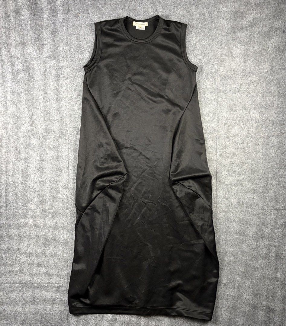 Comme des Garcons Jersey Cocoon Dress (Category: Luxury Apparel) located in Manila. Submitted by yourtherapist_ (Listing ID 1464708442, Image 3). Description: Comme des Garcons Jersey Cocoon Dress Size: M Condition: Excellent Material: 100% Polyester Made in: Japan Measurements Width: 18 Length: 47 Shoulder: 14 Waist: 20 Hips: 23 Hem: 27 9.8k.
