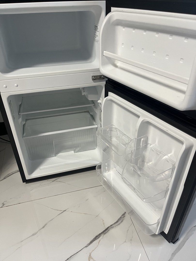 Condura 2 door personal Refrigerator (Category: Refrigerators and Freezers) located in Manila. Submitted by sillyselling (Listing ID 1464643225, Image 2). Description: - Condura Mini Fridge - Two Doors - Top Freezer Compartment - Clean Interior - Works Well - Ideal for Dorms or Small Spaces - Selling due to upgrade to a larger fridge.