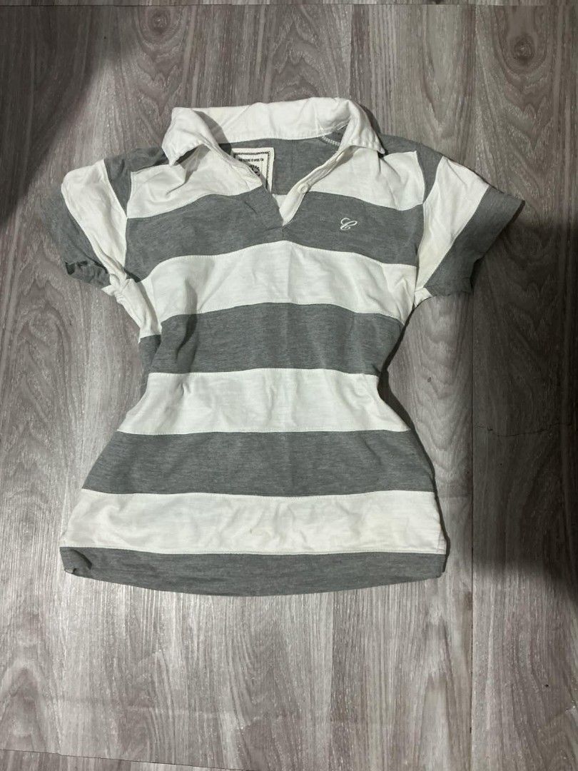Converse All Star Striped Polo Top (Category: Shirts) located in Manila. Submitted by TCC.ETC (Listing ID 1464682628, Image 1). Description: Lightly used - J&t delivery - OG converse all star z.