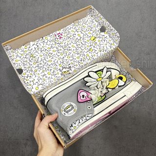 (Category: ) located in . Submitted by pickplanet_sneaker_shirt (Listing ID 1464722210, Image 1). Description: .
