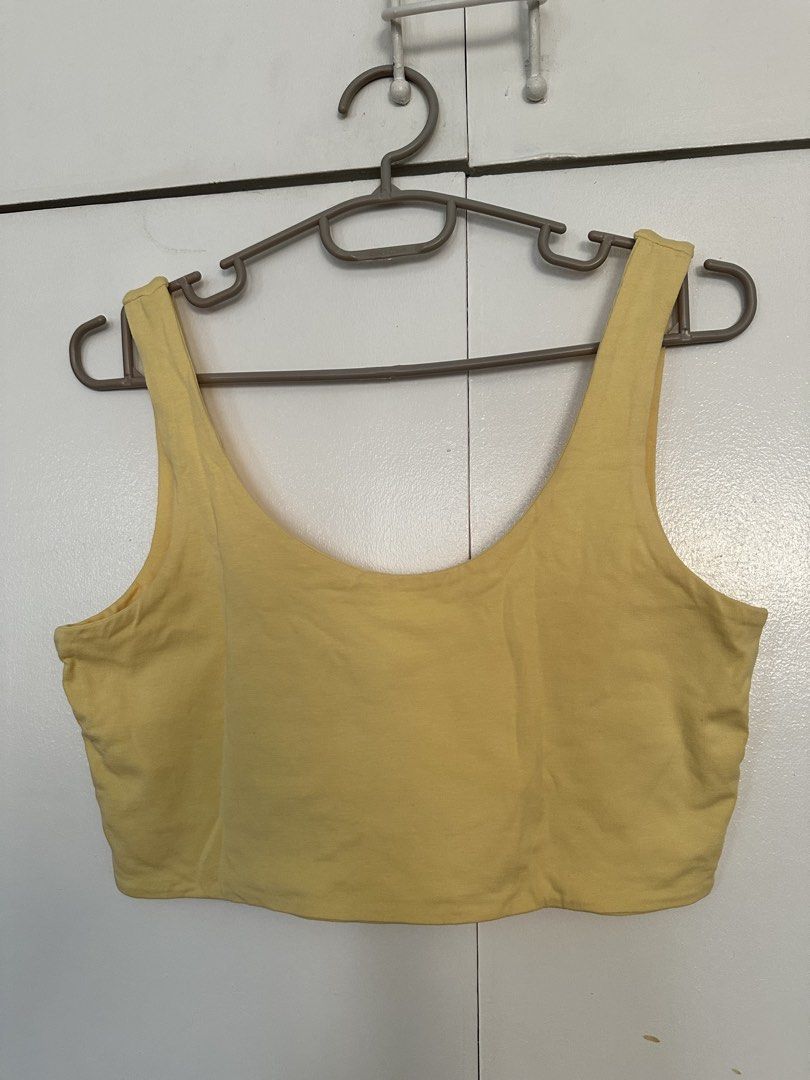 Cotton On Yellow Cropped Top (Category: Sleeveless) located in Paranaque City. Submitted by preloveeed890 (Listing ID 1464672754, Image 1). Description: .