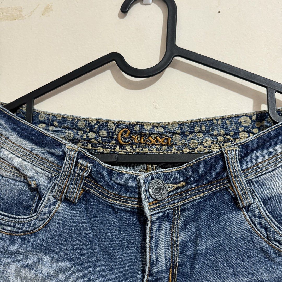 Crissa Shorts (Category: Shorts) located in Licab. Submitted by imvincentleo (Listing ID 1464669802, Image 3). Description: .
