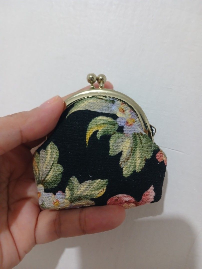 Cute Tapestry Kisslock from Japan (Category: Purses & Pouches) located in Pasig City. Submitted by moreonwatches (Listing ID 1464638503, Image 1). Description: Japan-Sourced Like new condition Cute and small size Gold hardwares.