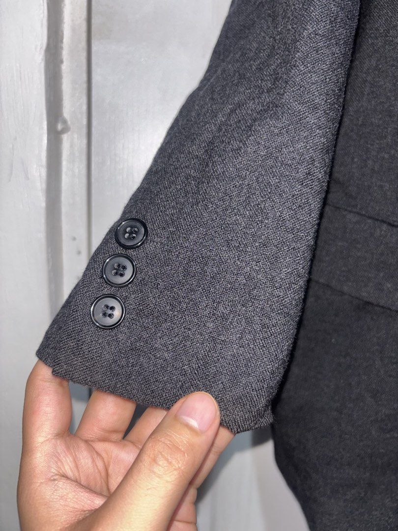 Dark Grey Blazer (Category: Coats, Jackets and Outerwear) located in San Juan City. Submitted by mcstxtian_ (Listing ID 1464624749, Image 2). Description: Decluttering!! Dark Grey Blazer. One of my favorite. This one is Premium. Size: 16 x 27 - Dark grey blazer - Classic fit - Suitable for formal and smart casual occasions .