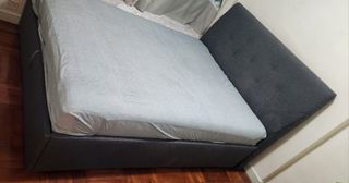 （分類：）位於 。 由 manojgaur 提交（商品編號 1464716930，圖片 1）。簡介： 。